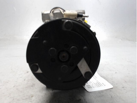 Compresseur clim RENAULT CLIO II PHASE 2 01-06 Essence - 1