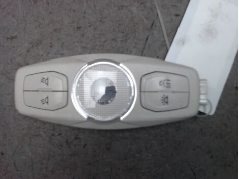 Eclairage de plafonnier FORD FOCUS Essence - 1