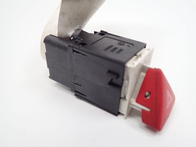 Bouton de warning VOLKSWAGEN PASSAT 5 Diesel - 1