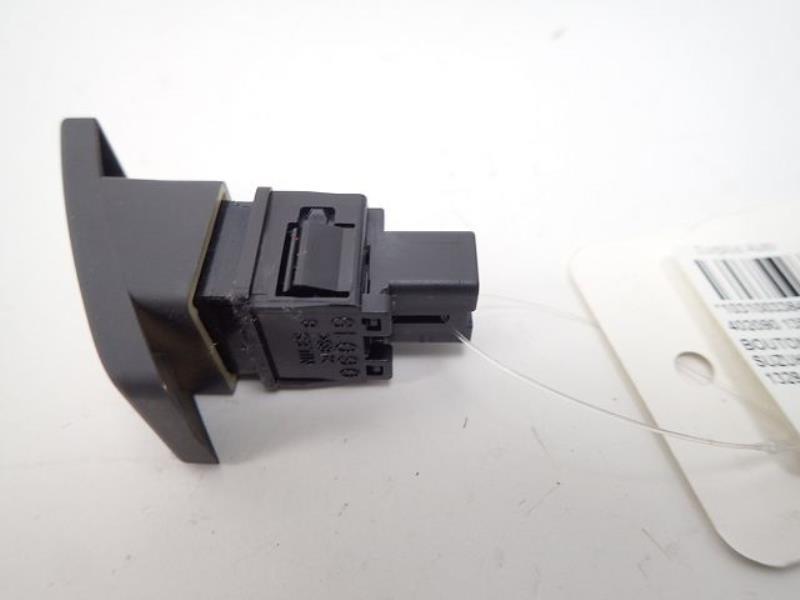 Bouton de warning SUZUKI SWIFT 3 Essence - 1