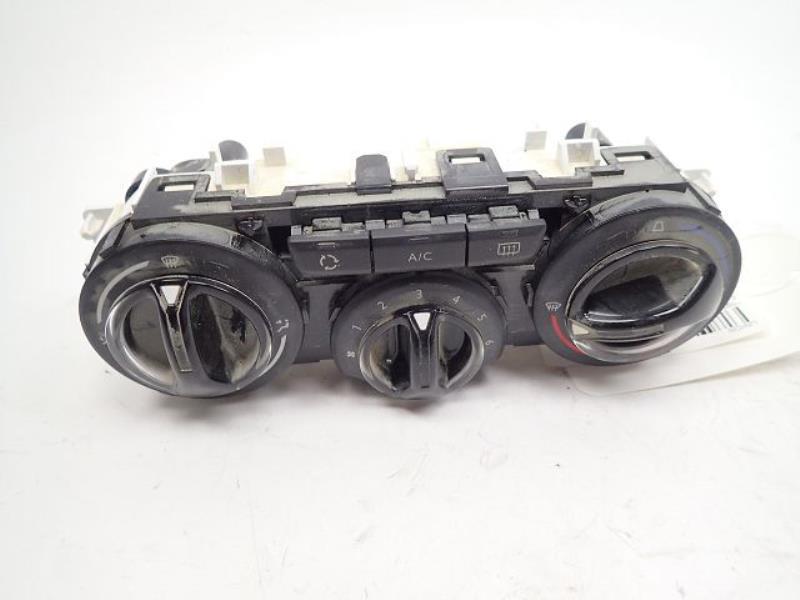 Commande chauffage PEUGEOT 208 - 1 Diesel - 1