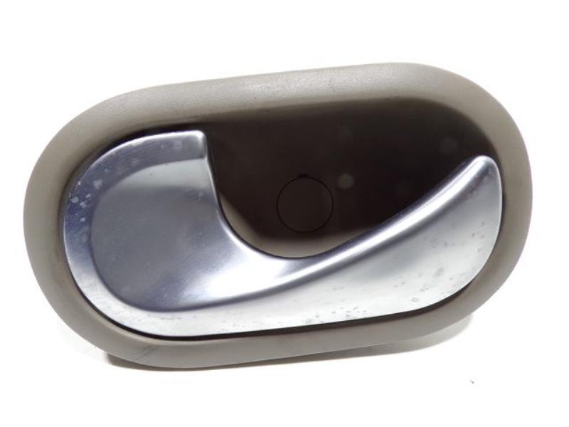 Poignee interieur arriere gauche RENAULT CLIO 3 Diesel - 1