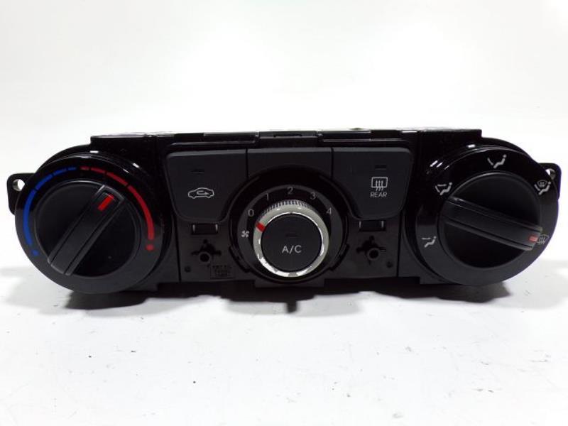 Commande chauffage HYUNDAI I20 - 1 Diesel - 1