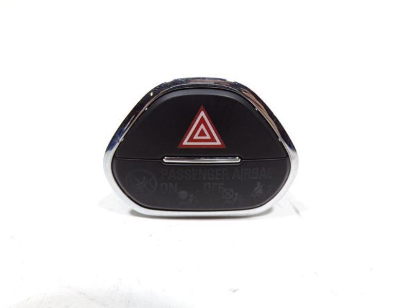 Bouton de warning OPEL CORSA E Essence - 1
