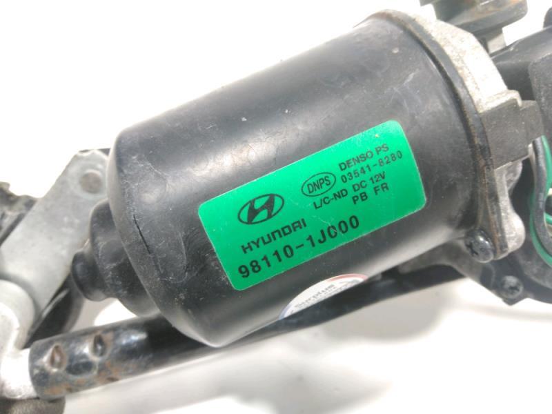 Moteur essuie glace avant