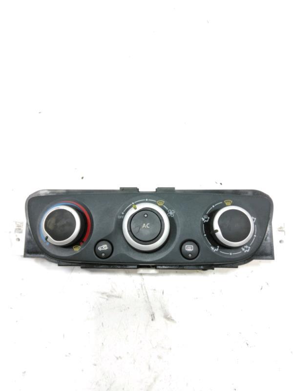 Commande chauffage RENAULT MEGANE 3 BREAK Diesel - 1