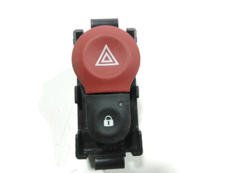 Bouton de warning RENAULT KANGOO 2 Diesel - 1