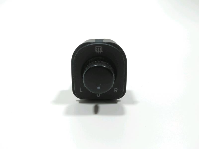 Commande retroviseurs VOLKSWAGEN GOLF 5 Diesel - 1