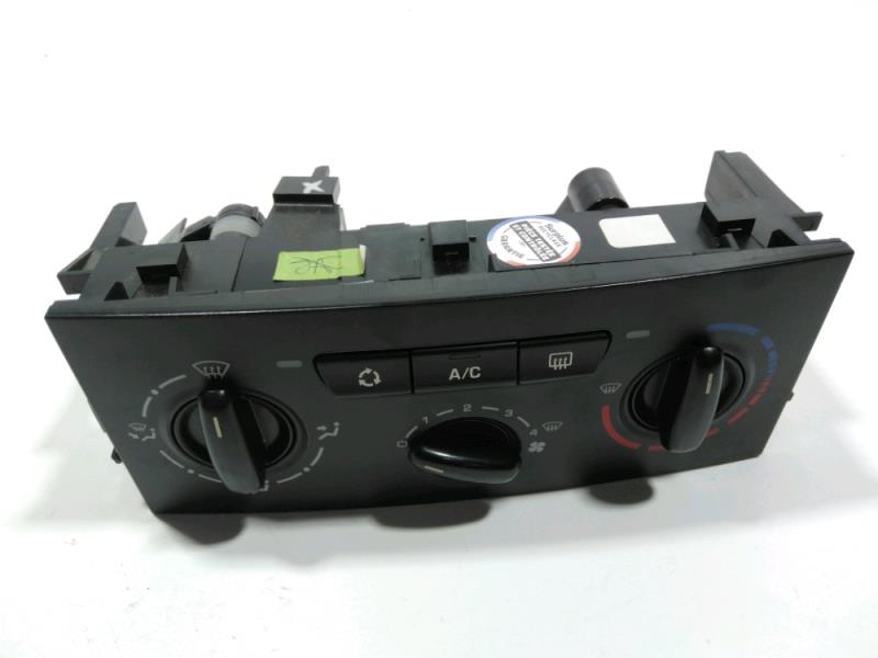 Commande chauffage PEUGEOT 207 Diesel - 1