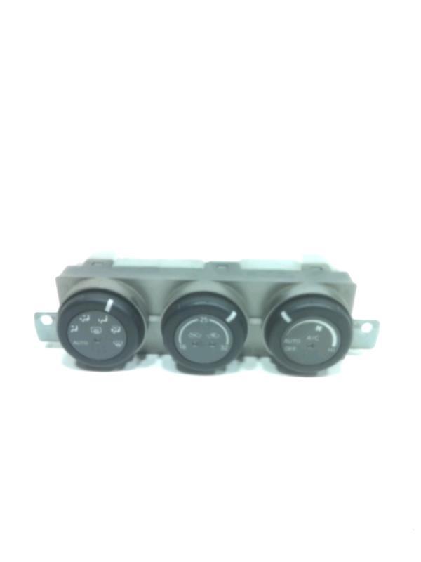 Commande chauffage NISSAN  Diesel - 1