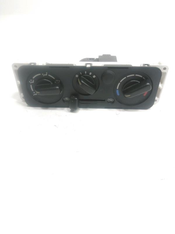 Commande chauffage SUZUKI  Essence - 1