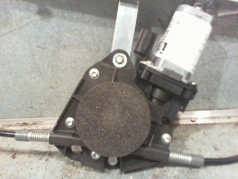 Leve vitre electrique avant gauche