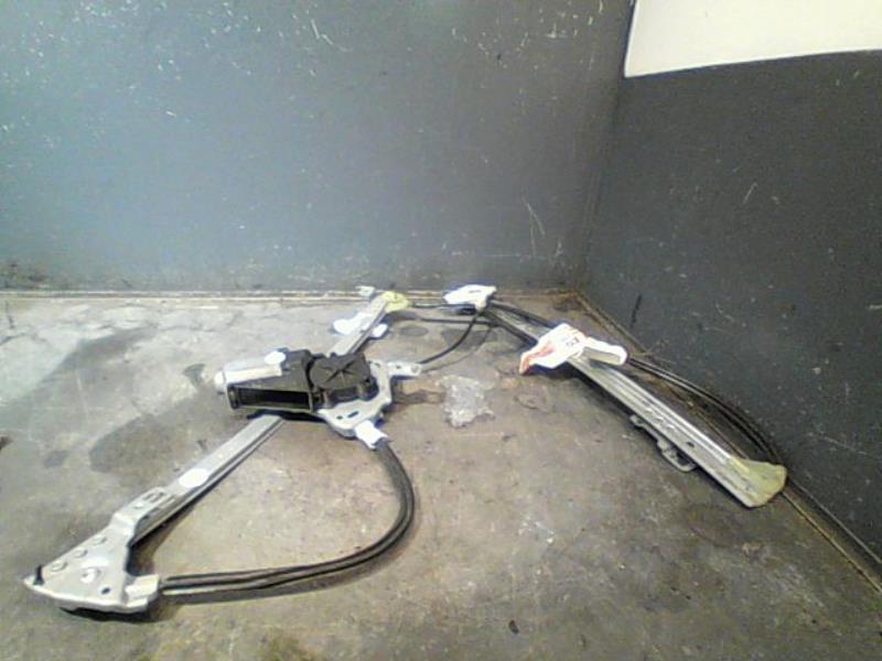 Leve vitre electrique avant droit