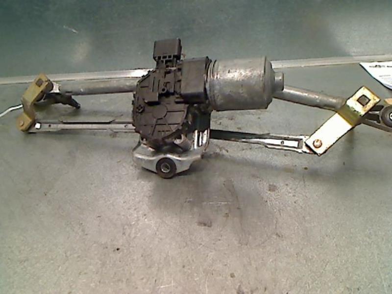 Moteur essuie glace avant