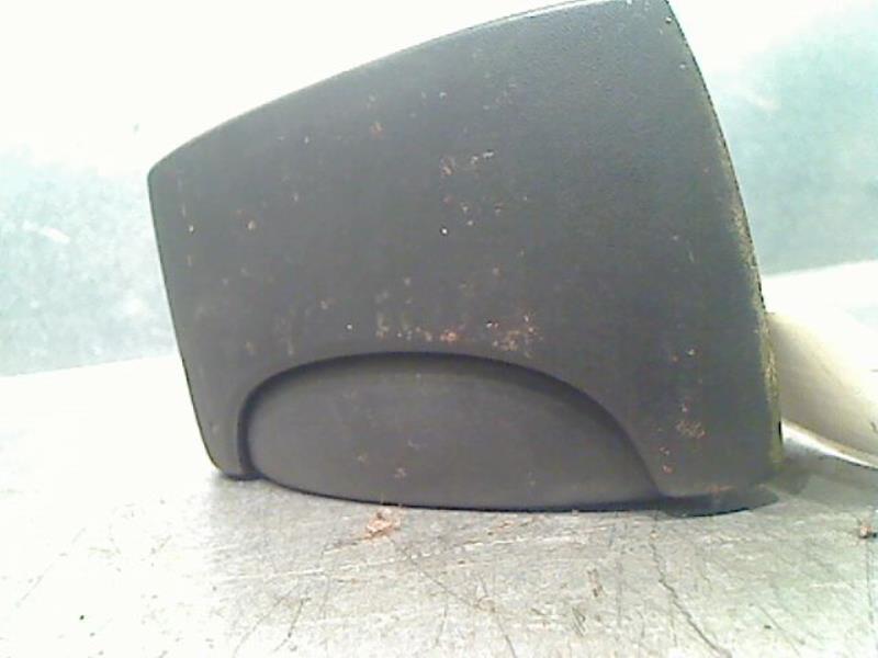 Poignee porte avant gauche