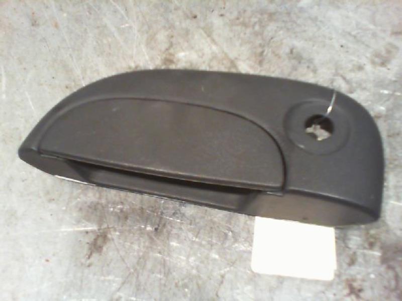 Poignee porte avant gauche