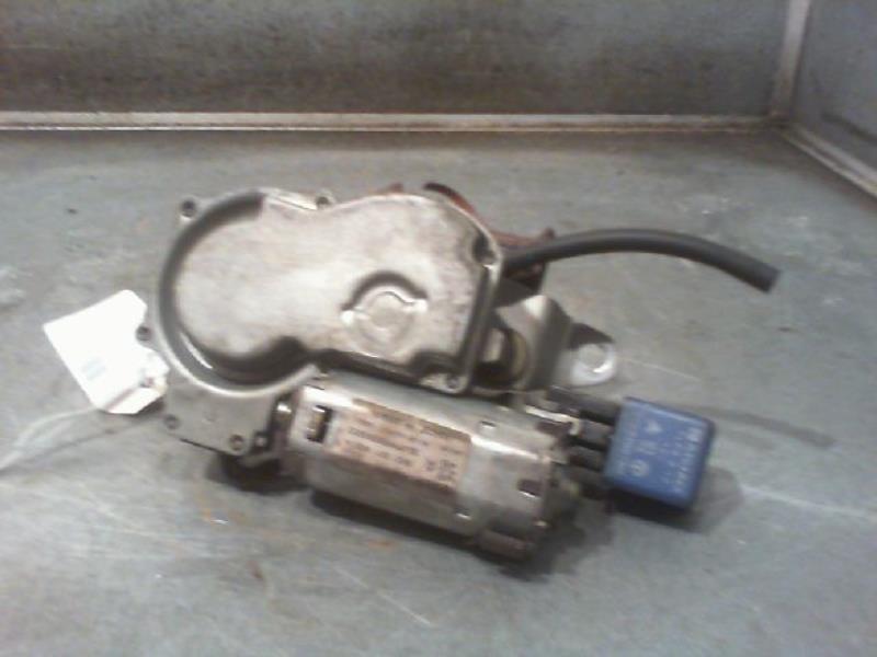 Moteur essuie glace arriere