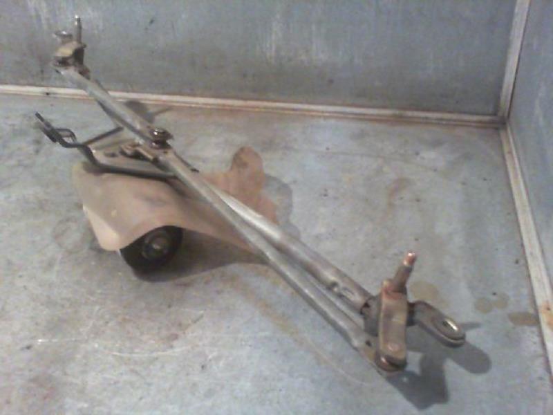 Moteur essuie glace avant