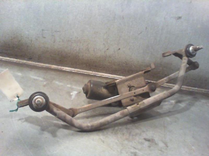Moteur essuie glace avant