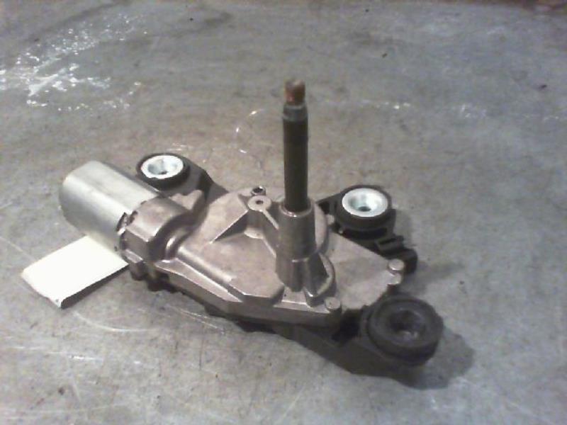 Moteur essuie glace arriere