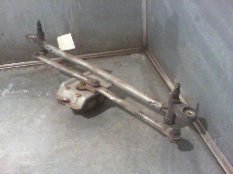 Moteur essuie glace avant