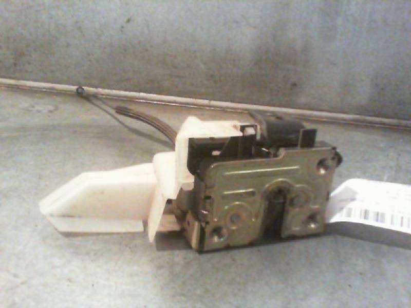 Serrure avant droit