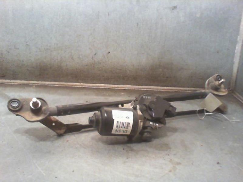 Moteur essuie glace avant