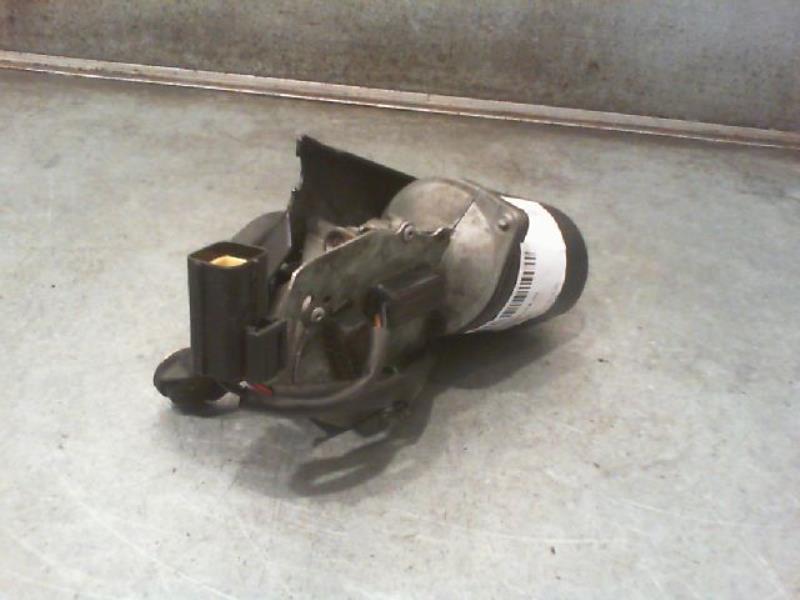 Moteur essuie glace avant