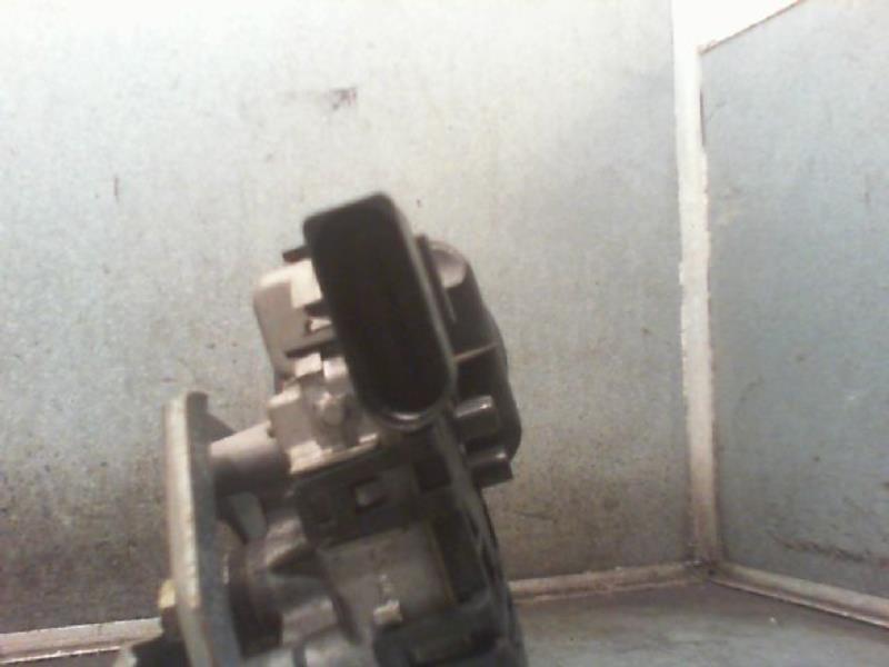 Moteur essuie glace avant