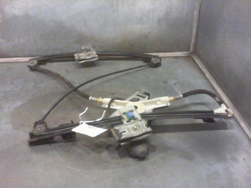 Leve vitre electrique avant gauche
