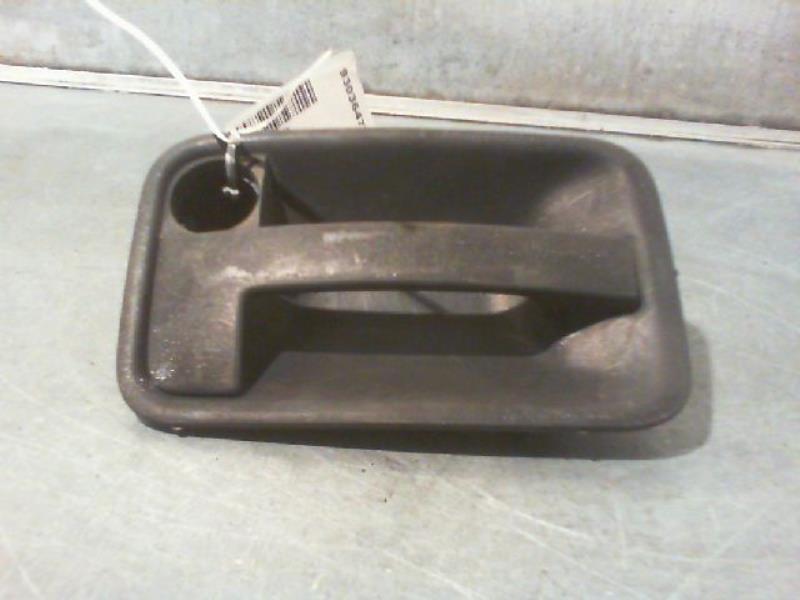 Poignee porte avant gauche