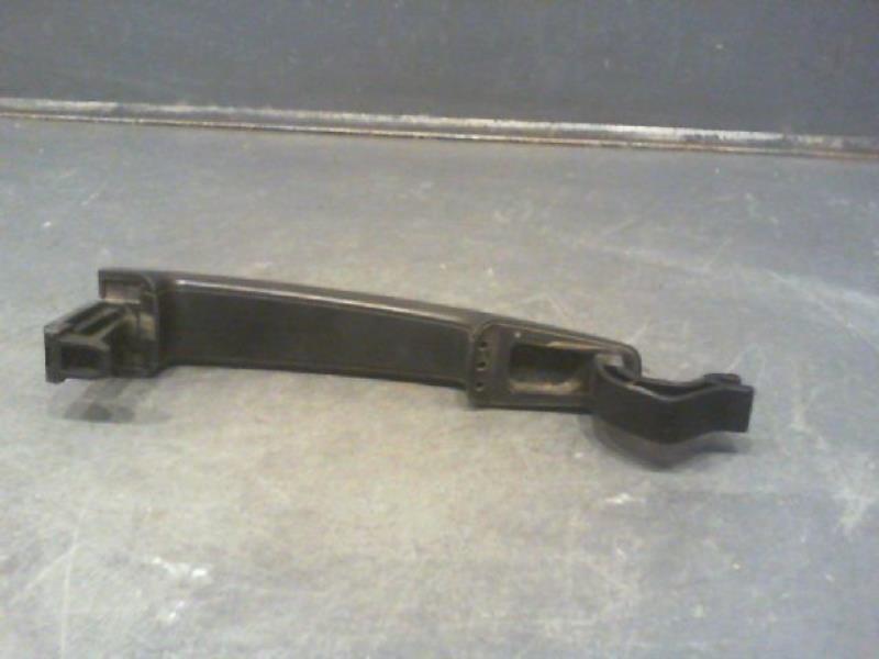 Poignee porte avant gauche