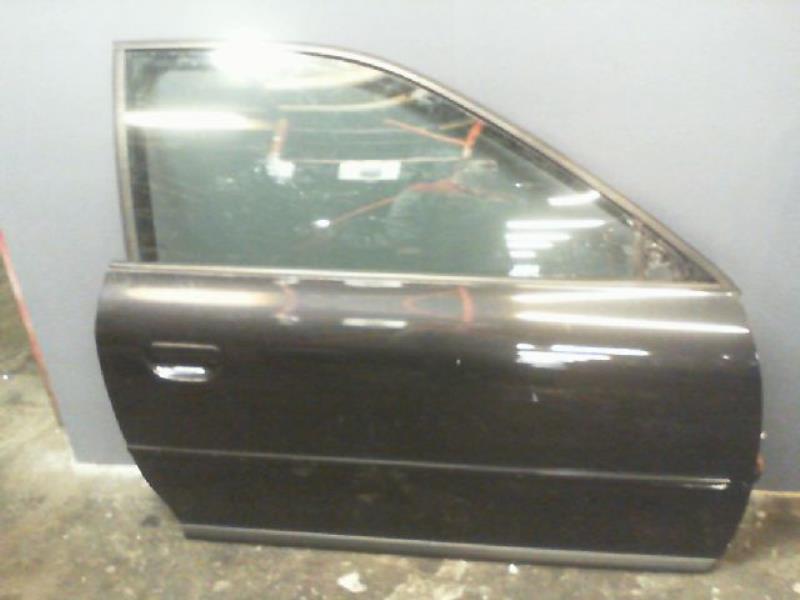 Porte avant droit