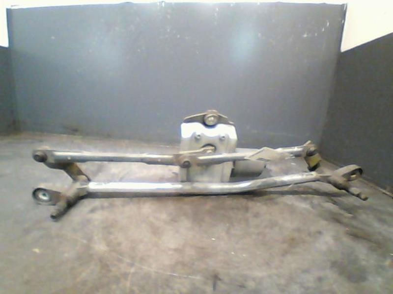 Moteur essuie glace avant
