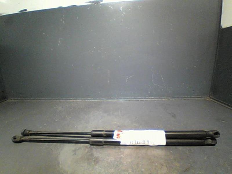Verin de coffre OPEL MERIVA Diesel - 1