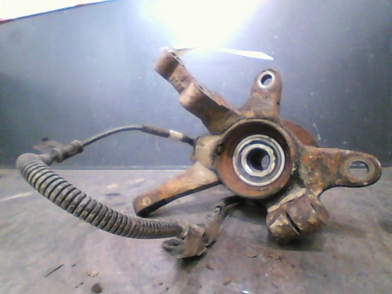 Moyeu avant gauche HYUNDAI i10 Essence - 1