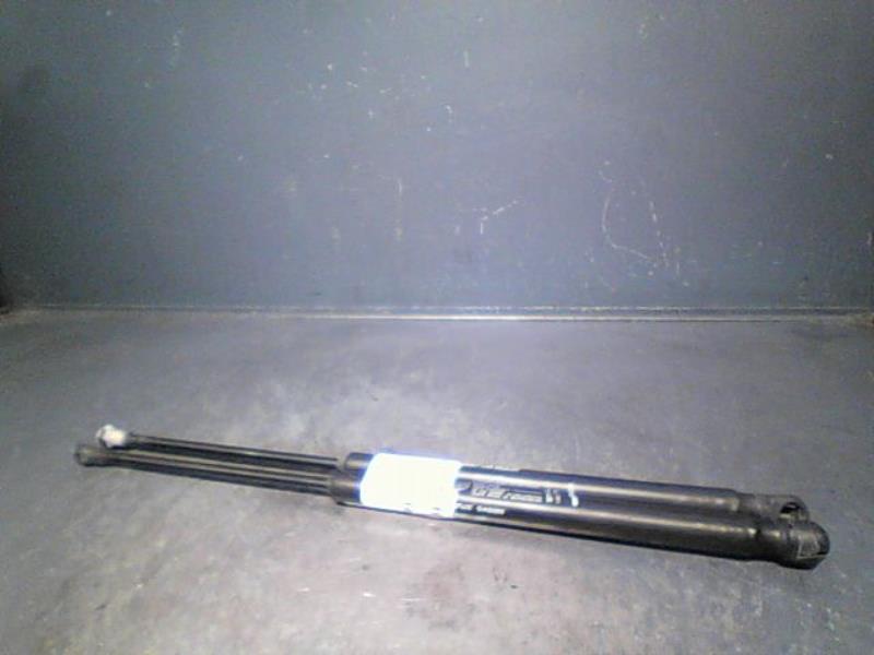 Verin de coffre ALFA ROMEO 147 Diesel - 1