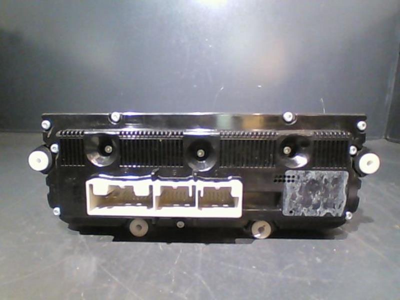 Commande chauffage VOLKSWAGEN PASSAT Diesel - 1