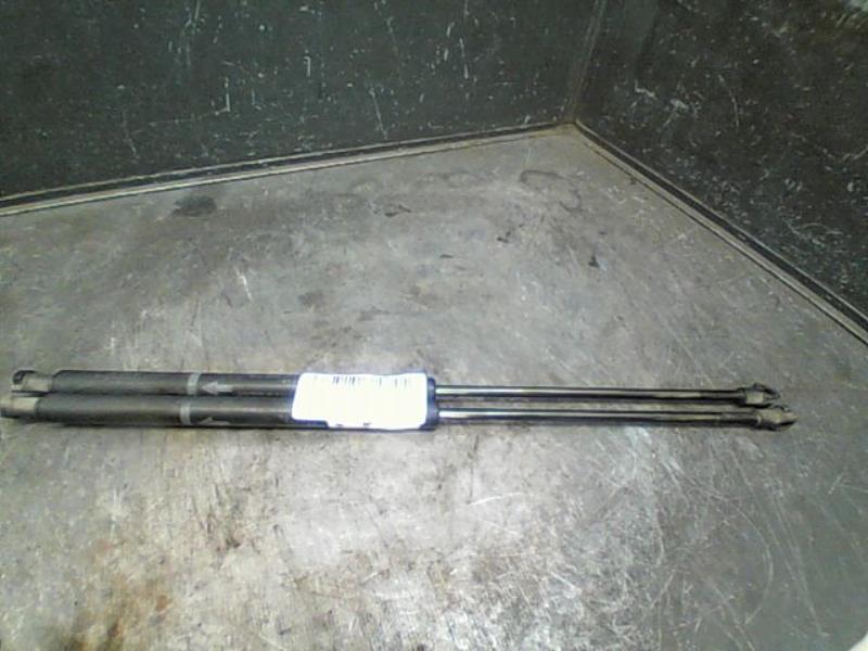 Verin de coffre TOYOTA PRIUS  - 1