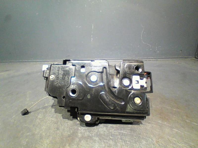 Serrure avant gauche VOLKSWAGEN GOLF Diesel - 1