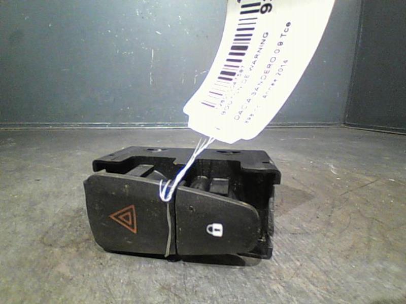 Bouton de warning DACIA SANDERO Essence - 1
