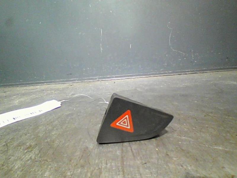 Bouton de warning CITROEN C5 Diesel - 1