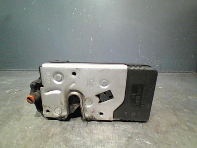 Serrure arriere gauche OPEL CORSA Essence - 1