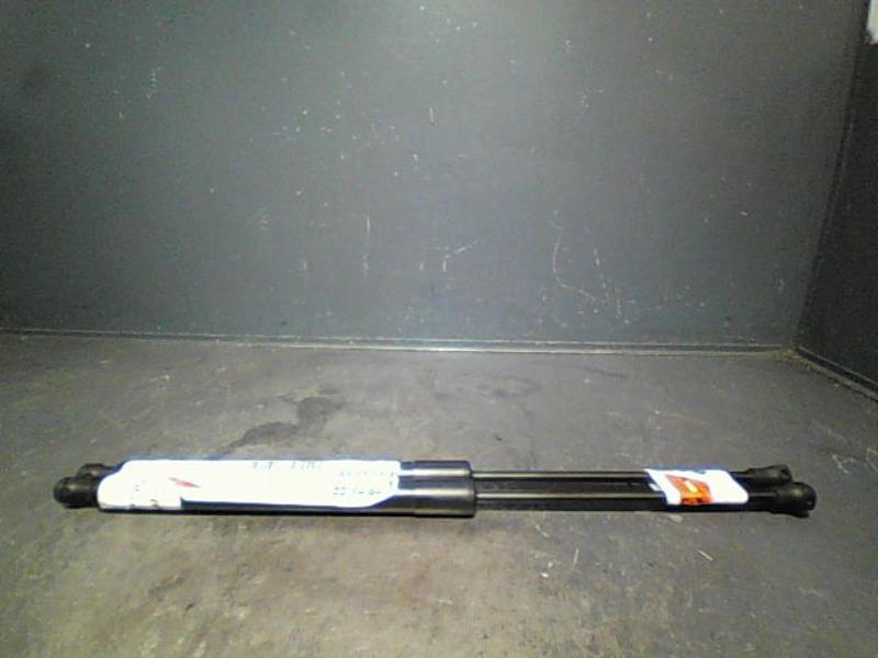 Verin de coffre PEUGEOT 208 Diesel - 1