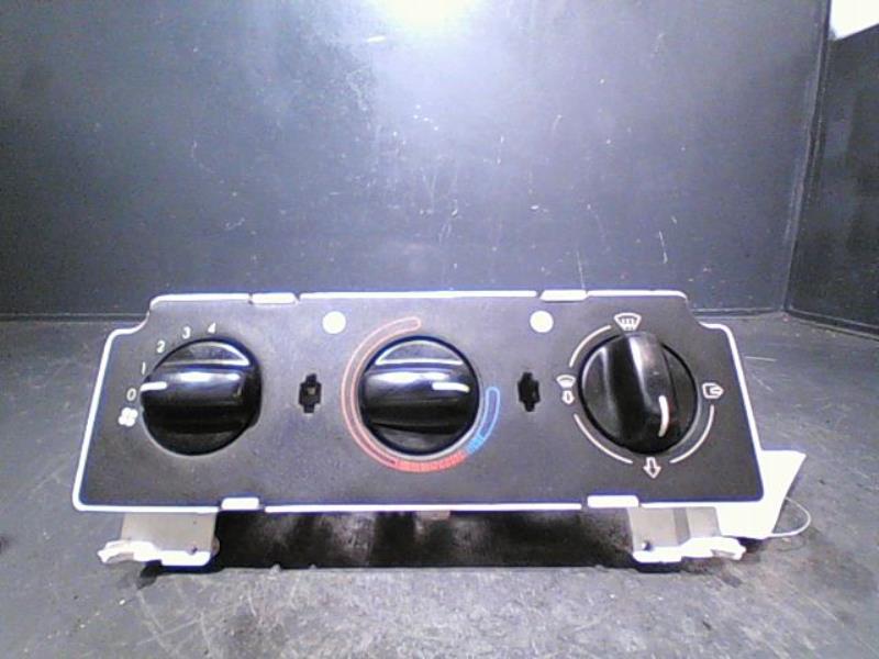 Commande chauffage PEUGEOT 306 Diesel - 1