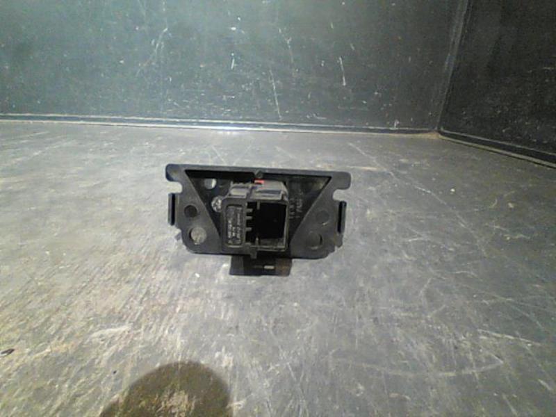 Bouton de warning PEUGEOT 307 Essence - 1