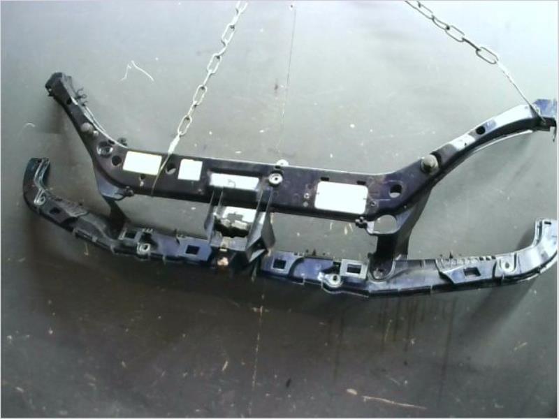 Face avant FORD FOCUS Essence - 1