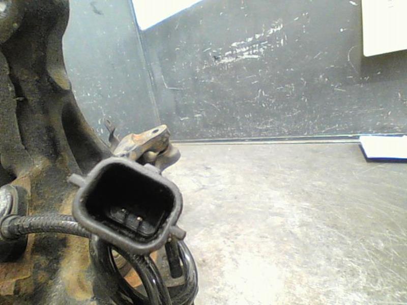 Moyeu avant droit RENAULT CLIO Diesel - 1