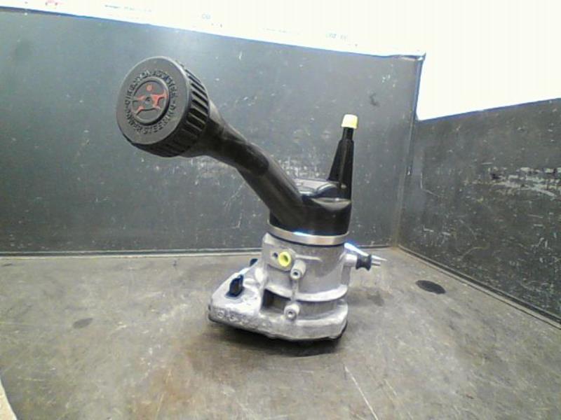Pompe de direction PEUGEOT 308 Diesel - 1