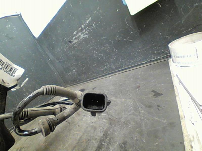 Moyeu avant droit RENAULT CLIO Diesel - 1